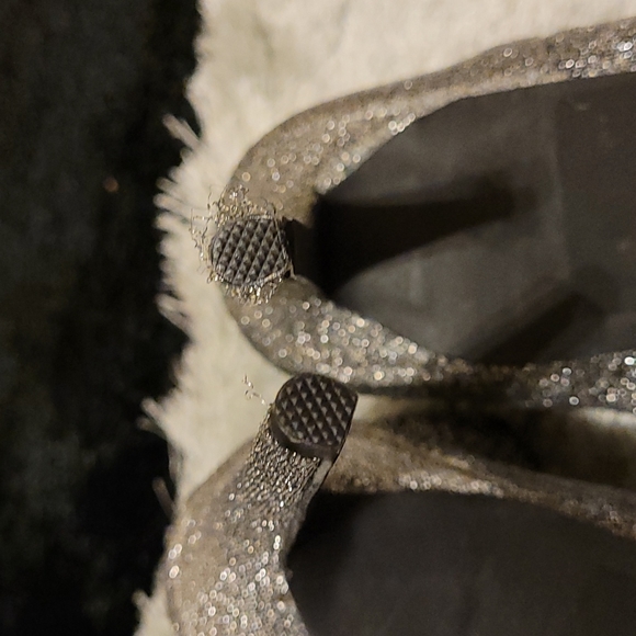 ❤NWOT Silver Glitter Bootie by Abound❤ - Picture 12 of 13